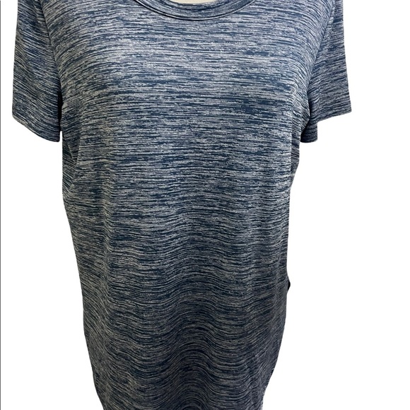 Athleta Womens athletic split side mesh back short sleeve top size medium - Picture 11 of 13